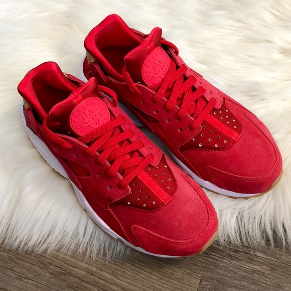 Brand New Nike Air Huarache Run Suede Red + Gum - Picture 2 of 5